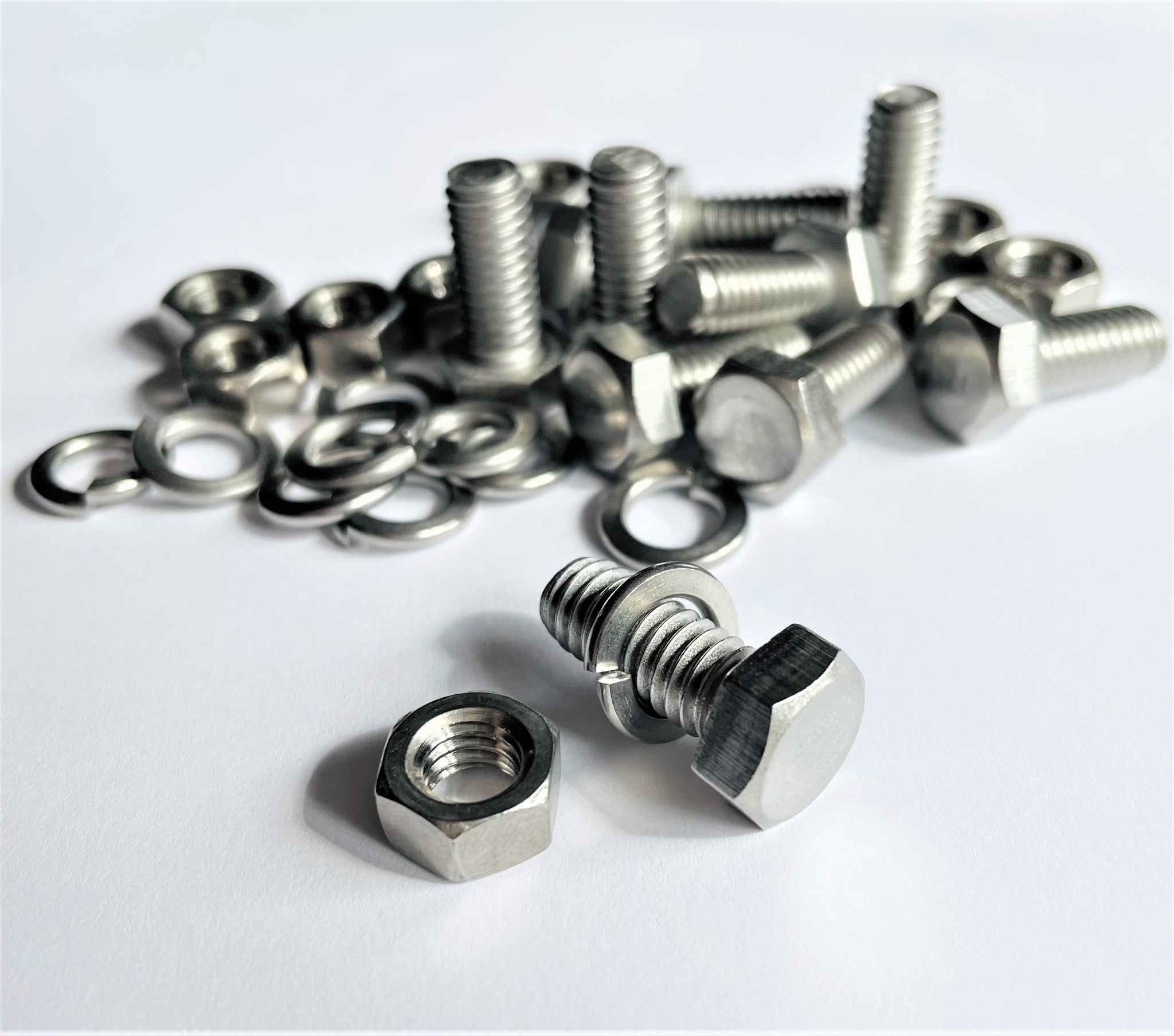 5/16 x 19mm Stainless Steel 304 A2 Hex Bolts with Spring Washers and Nuts 10x